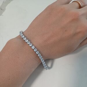 New Elegant Silver Moissanite Tennis Bracelet 8 Inch